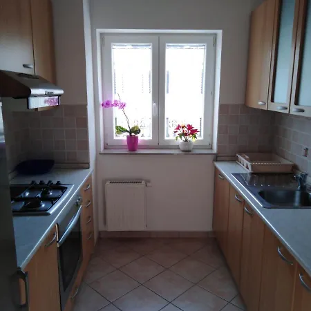 Robert 3 With Garage * Izola