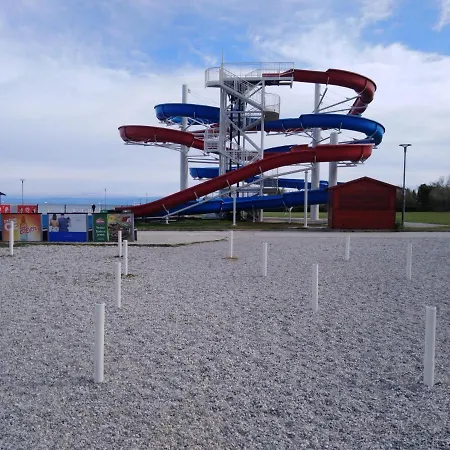 Robert 3 With Garage