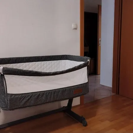 Apartma Robert 3 With Garage *