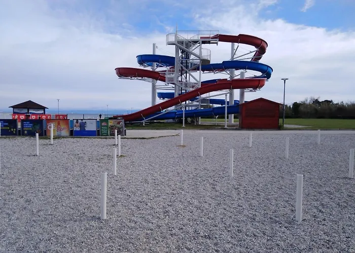 Robert 3 With Garage