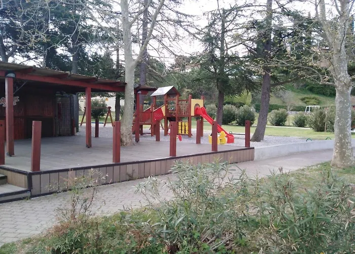 Robert 3 With Garage *